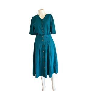 Michelle Leslie women’s vintage 90s set skirt button up emerald green gold butto